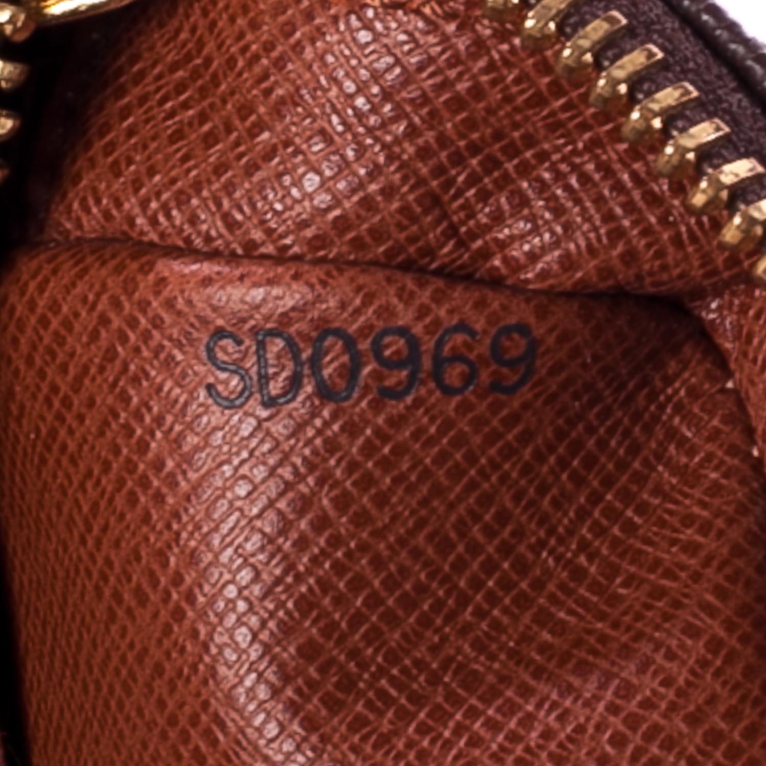 Louis Vuitton Monogram Trocadero 24 5 of 7