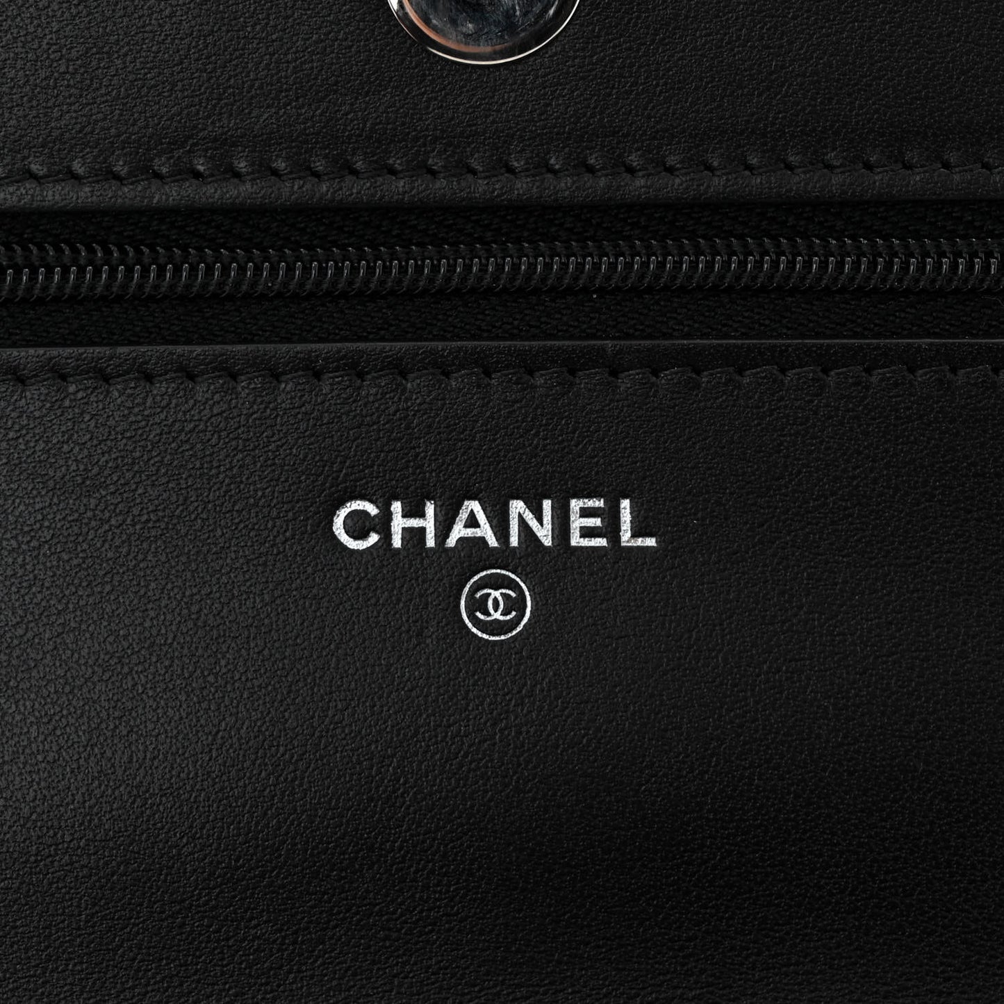 Patent Quilted Bi-Color Wallet On Chain WOC Red Black