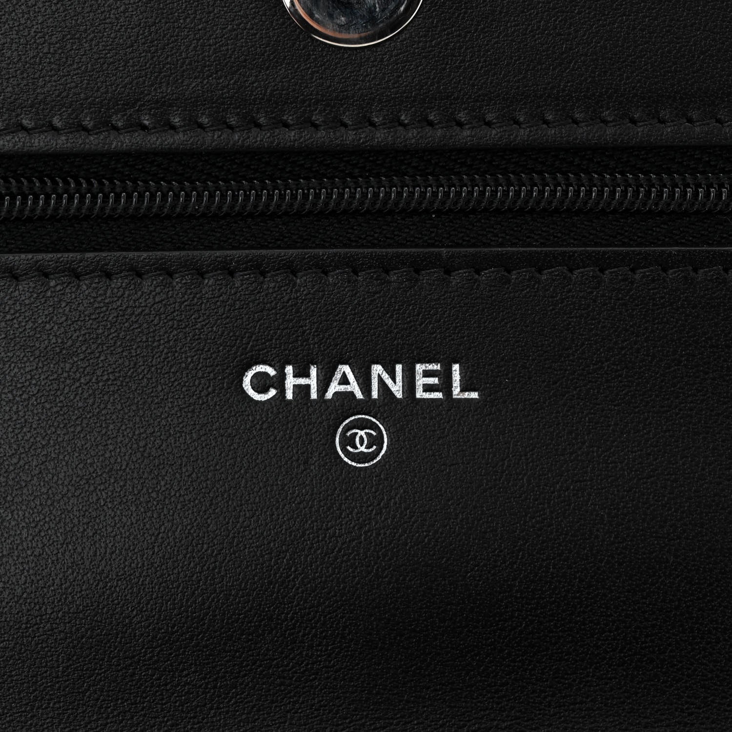 Chanel Patent Quilted Bi-Color Wallet On Chain WOC Red Black 6 of 12