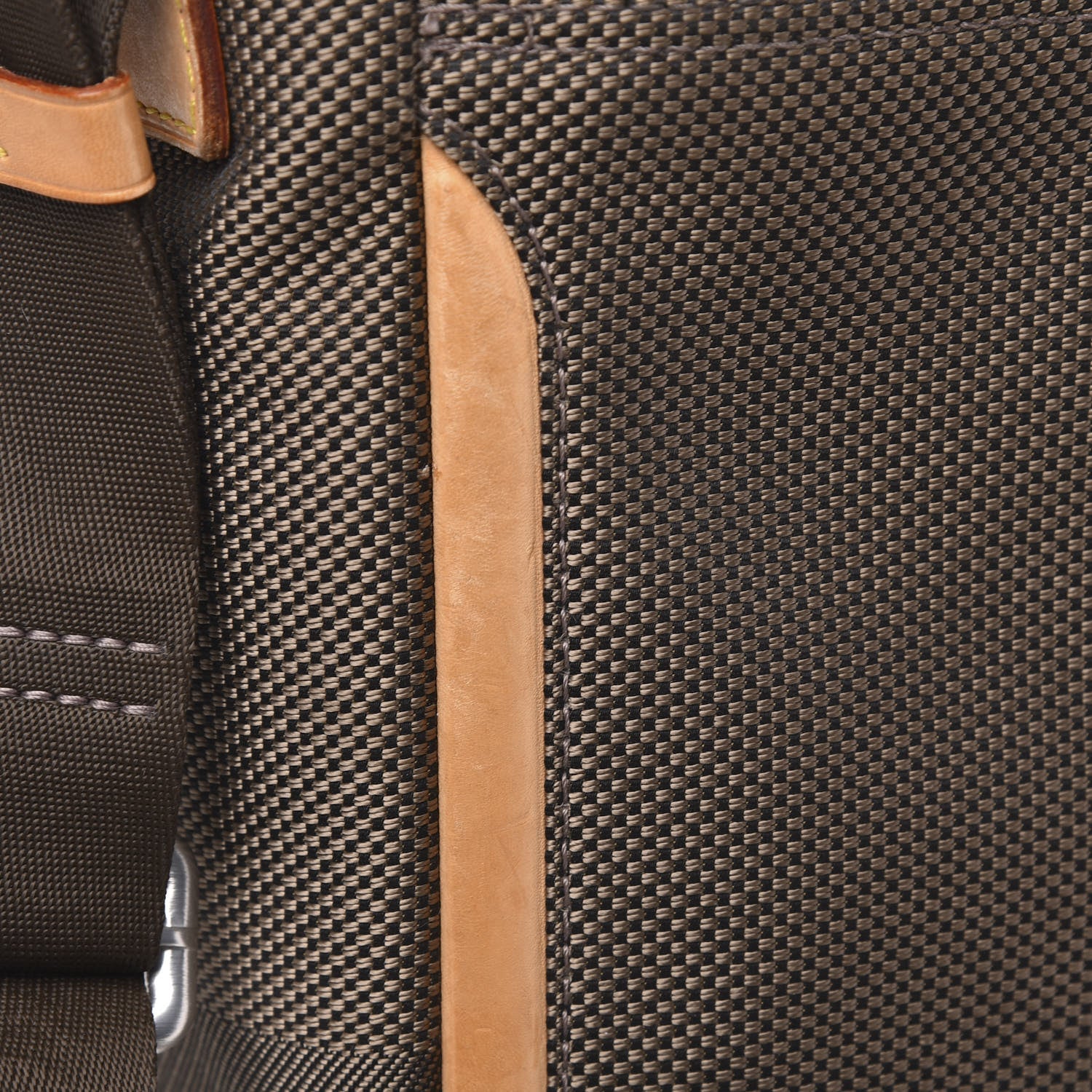 Louis Vuitton Damier Geant Messenger Bag Sable 11 of 19