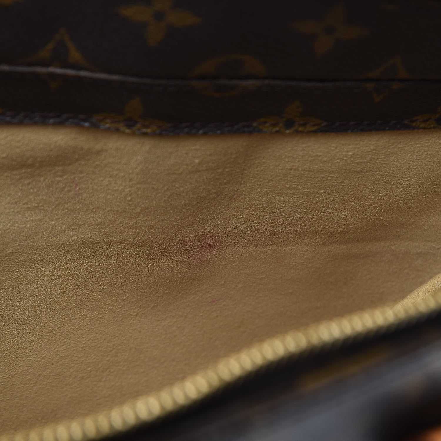 Louis Vuitton Monogram Luco 12 of 19