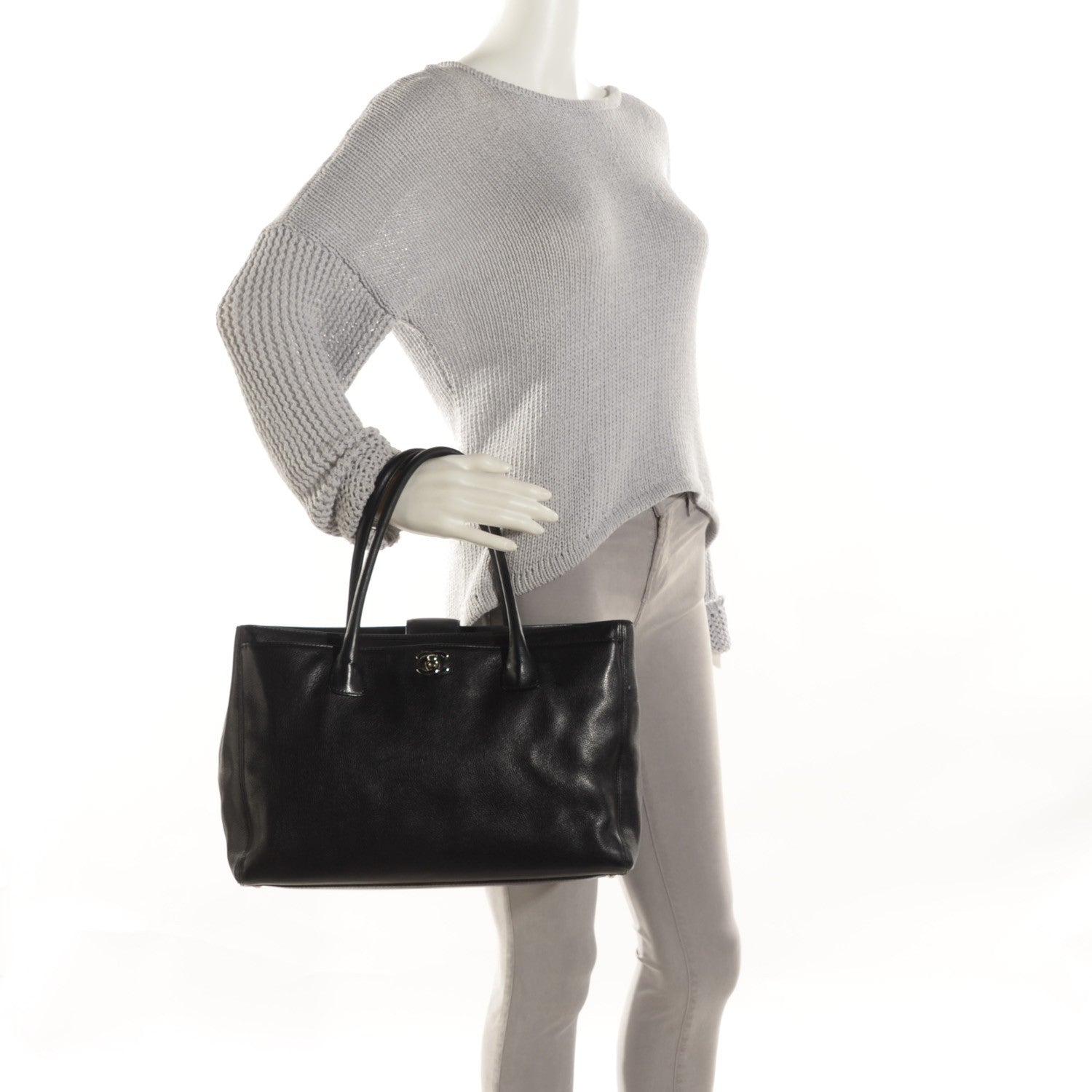 Chanel Deerskin Cerf Executive Shopper Tote Black 2 of 7