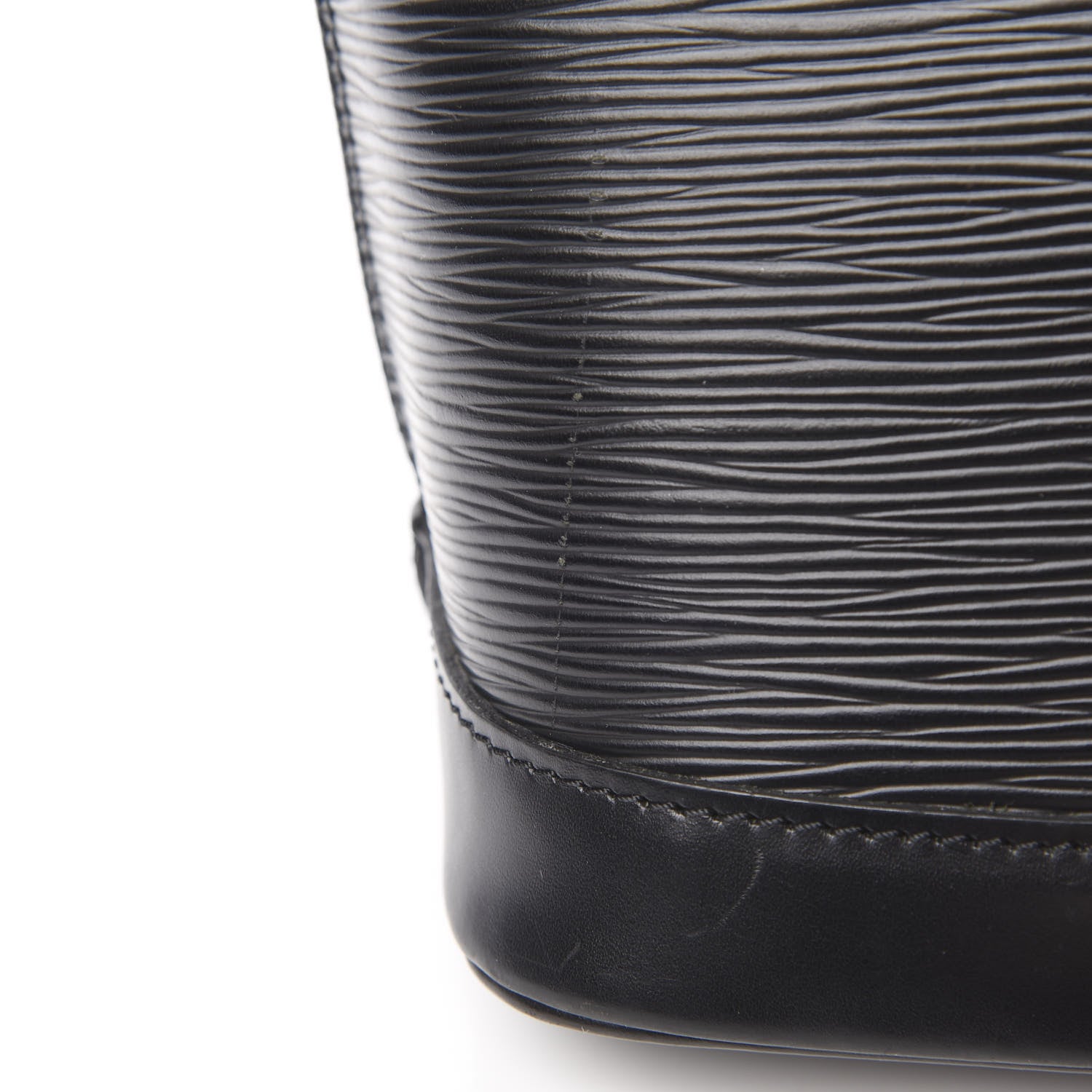 Louis Vuitton Epi Alma PM Black 14 of 17