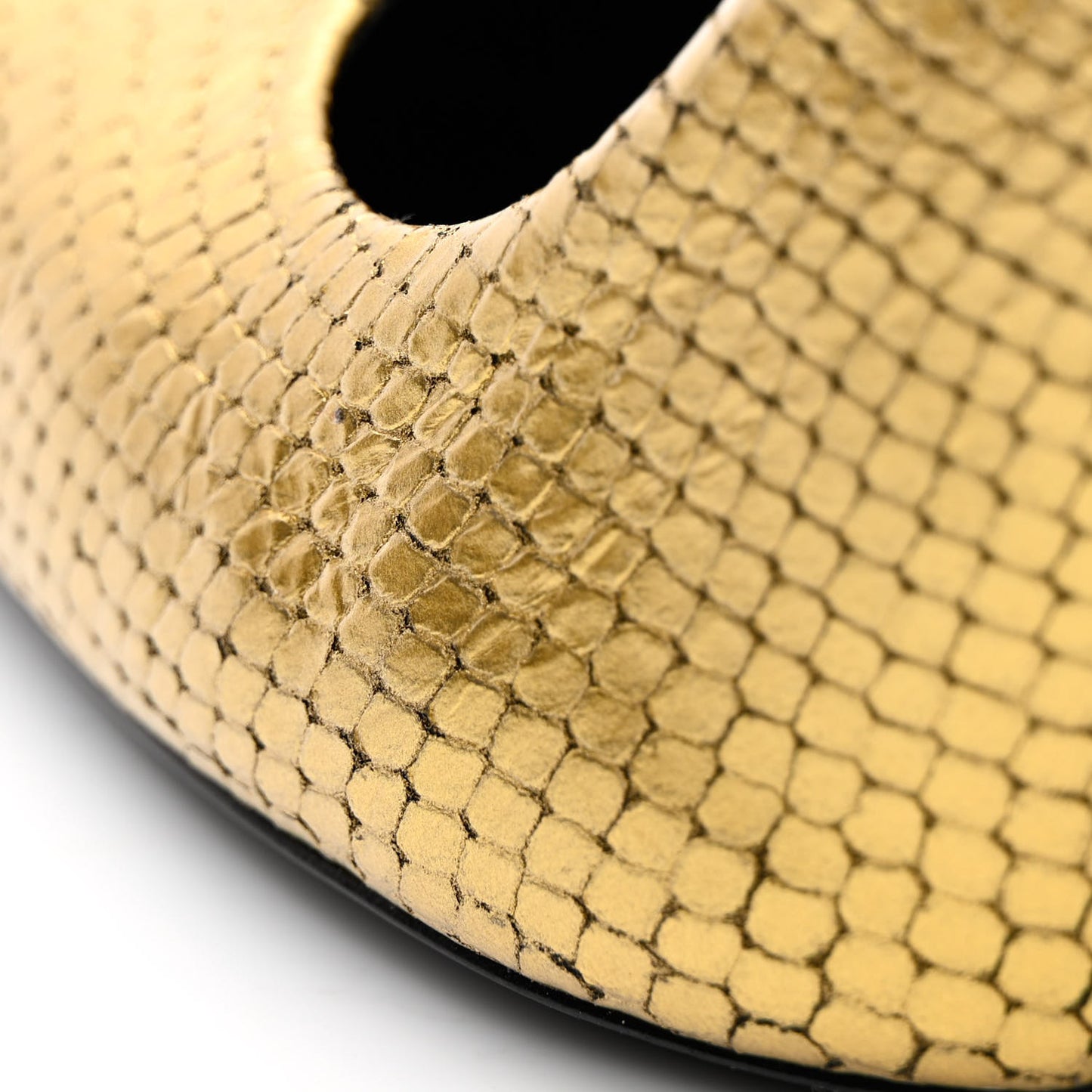 Metallic Calfskin Snakeskin Embossed Essex 110mm Pumps 37 Gold