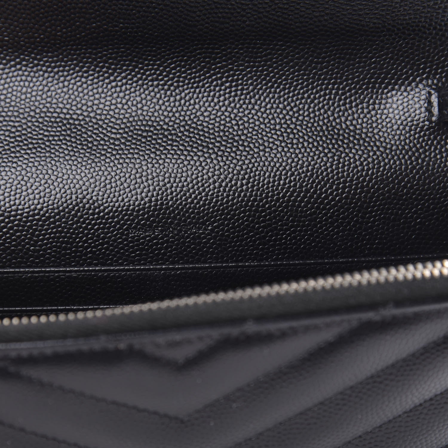 Saint Laurent Grain De Poudre Matelasse Chevron Monogram Envelope Chain Wallet Black 7 of 12