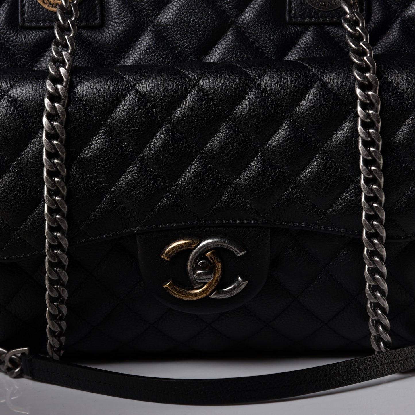 Metallic Grained Calfskin Quilted Large Casual Pocket Tote Black