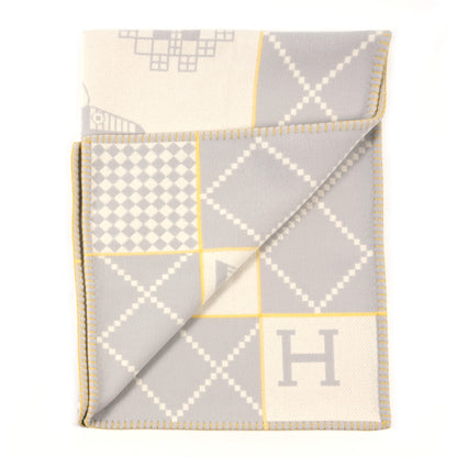 Hermes Wool Cashmere Avalon Animaux Nattes Baby Blanket Gris 2 of 3