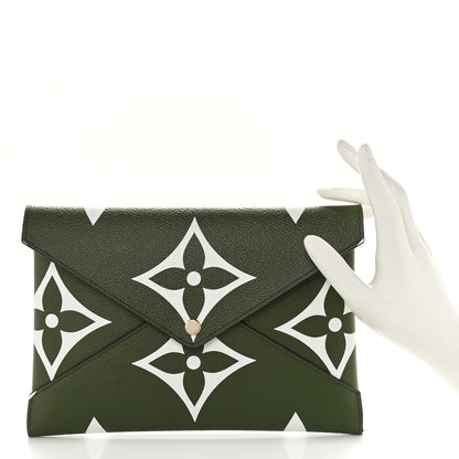 Louis Vuitton Monogram Giant Kirigami Pochette Set 2 of 9