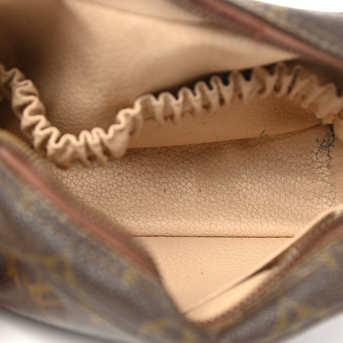Monogram Trousse Toilette 19
