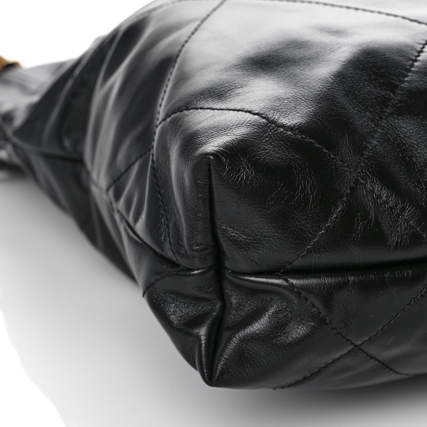 Shiny Calfskin Quilted Small Chanel 22 Black