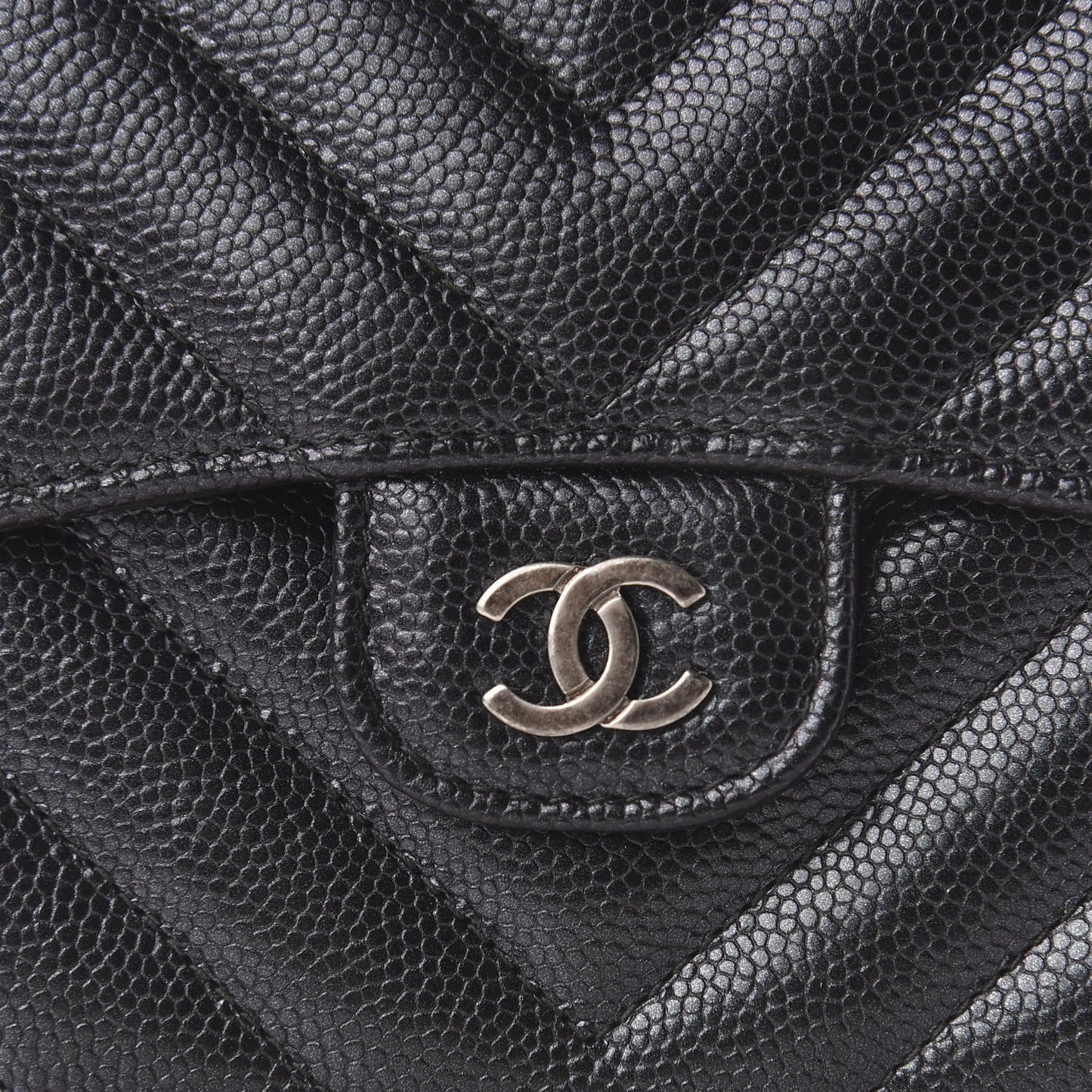 Iridescent Caviar Chevron Quilted Compact Flap Wallet Black