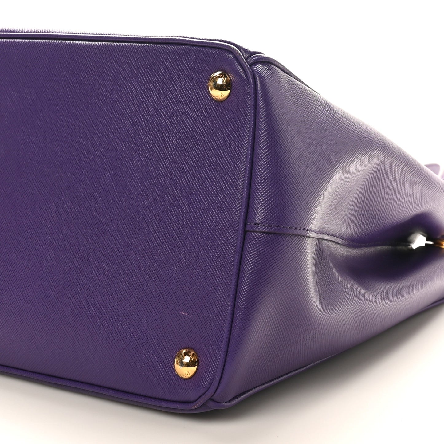 Saffiano Medium Galleria Double Zip Tote Viola