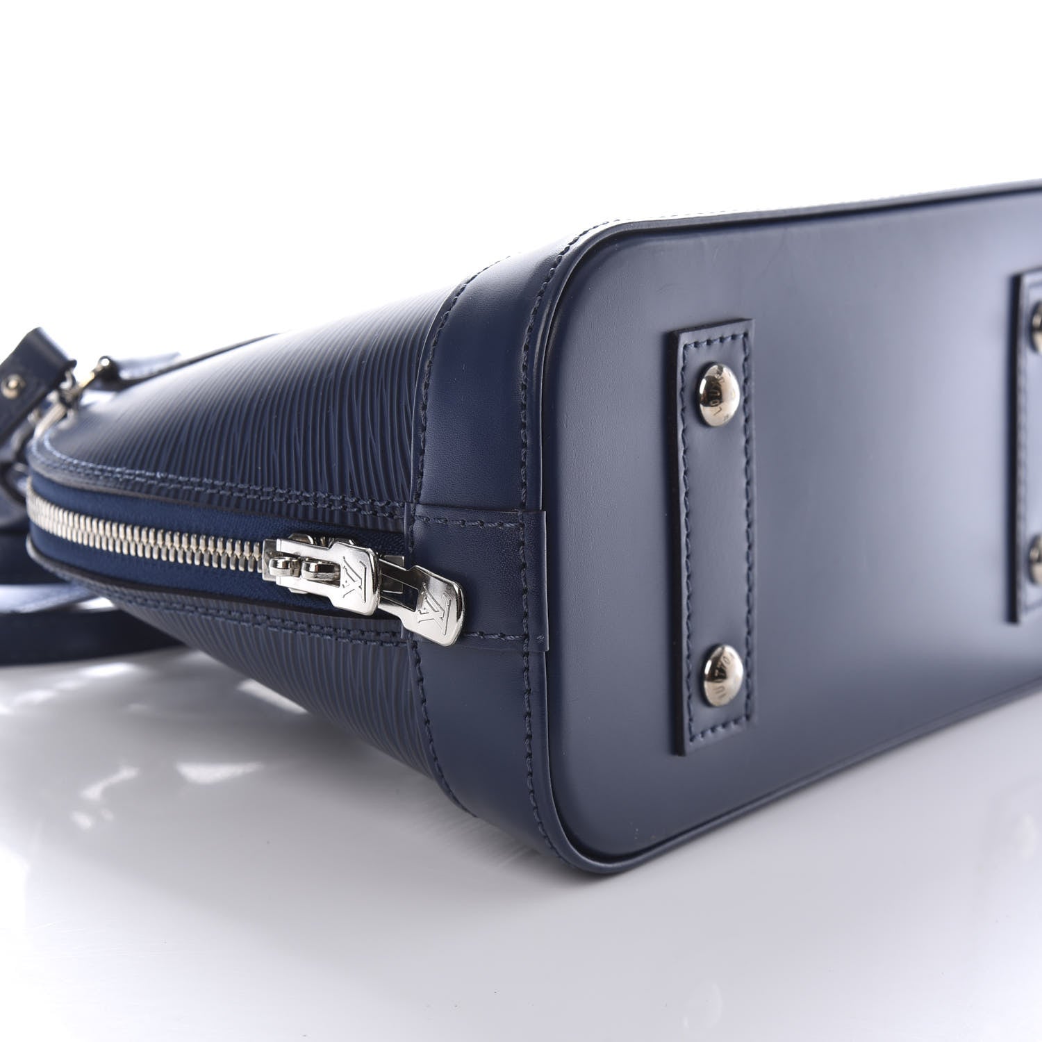 Louis Vuitton Epi Alma BB Indigo 7 of 10