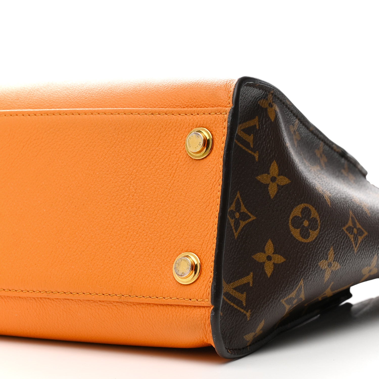 Louis Vuitton Calfskin Monogram On My Side Summer Gold 18 of 41
