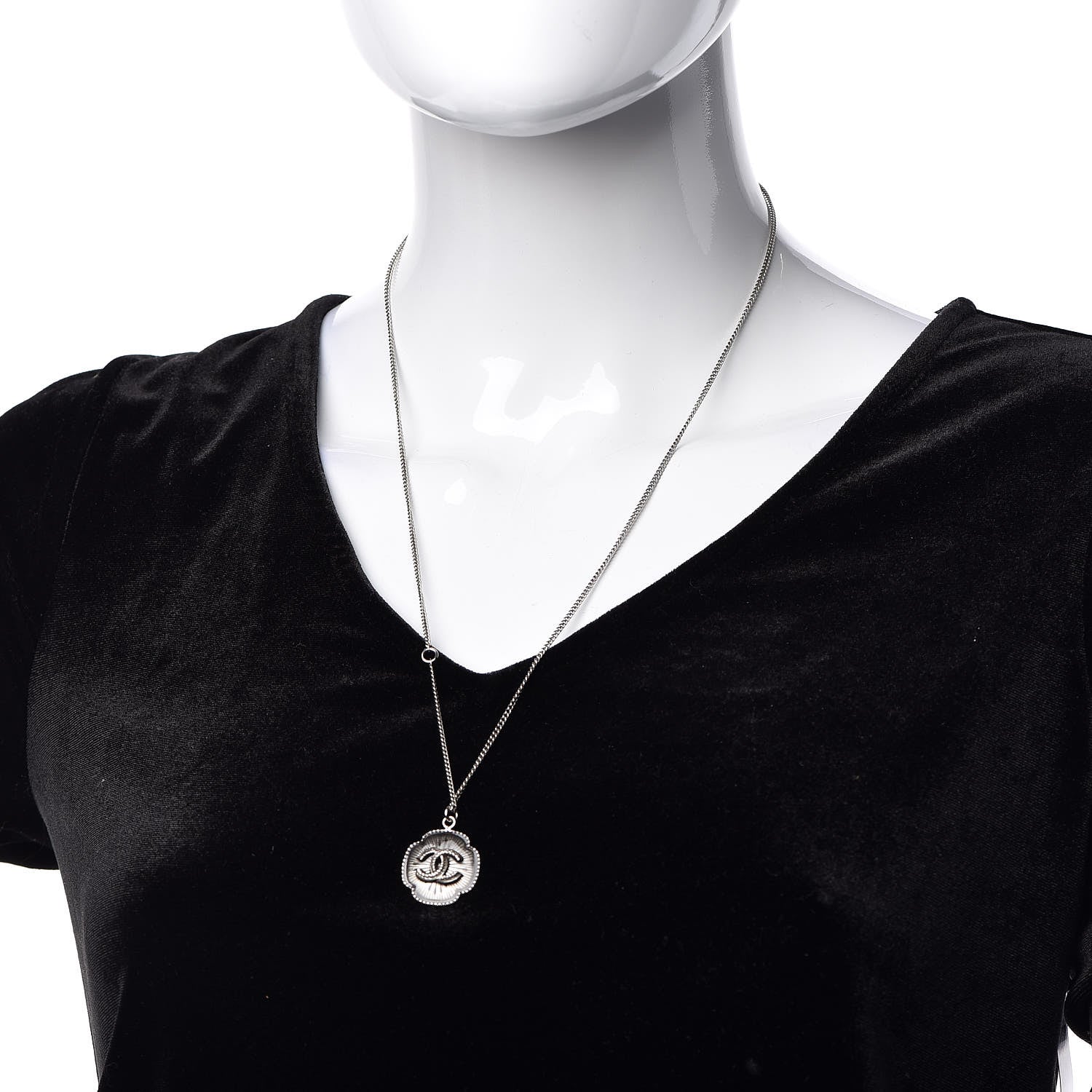 Chanel CC Medallion Necklace Silver 2 of 5