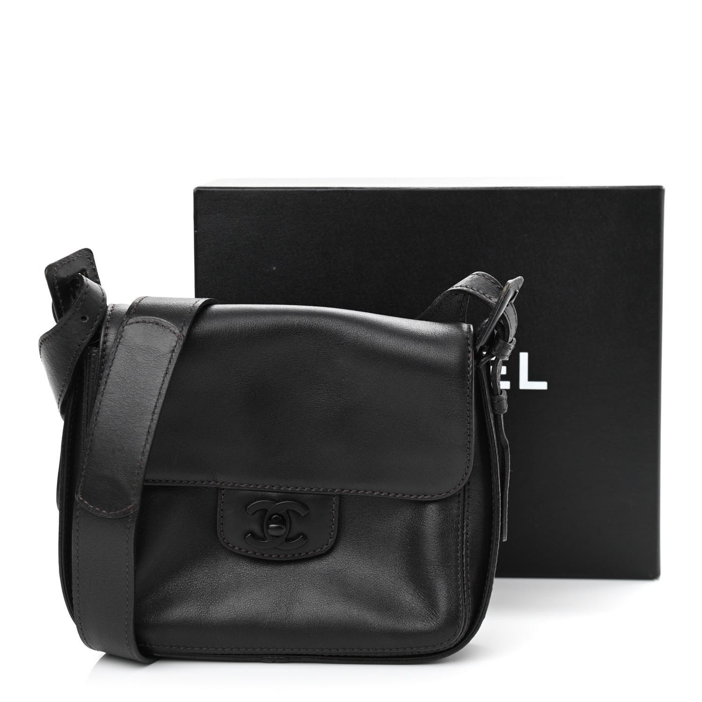 Calfskin Small Messenger So Black