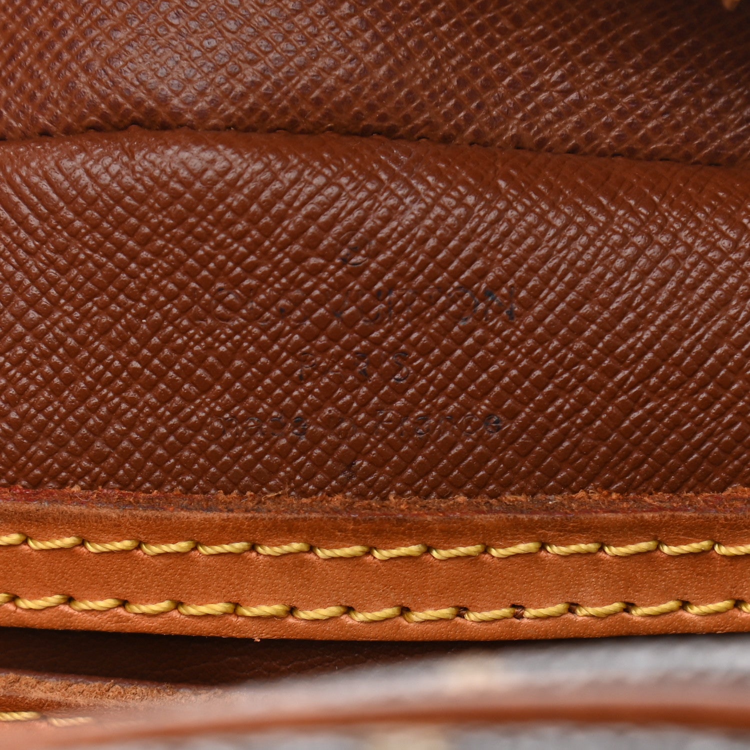 Louis Vuitton Monogram Blois 6 of 16