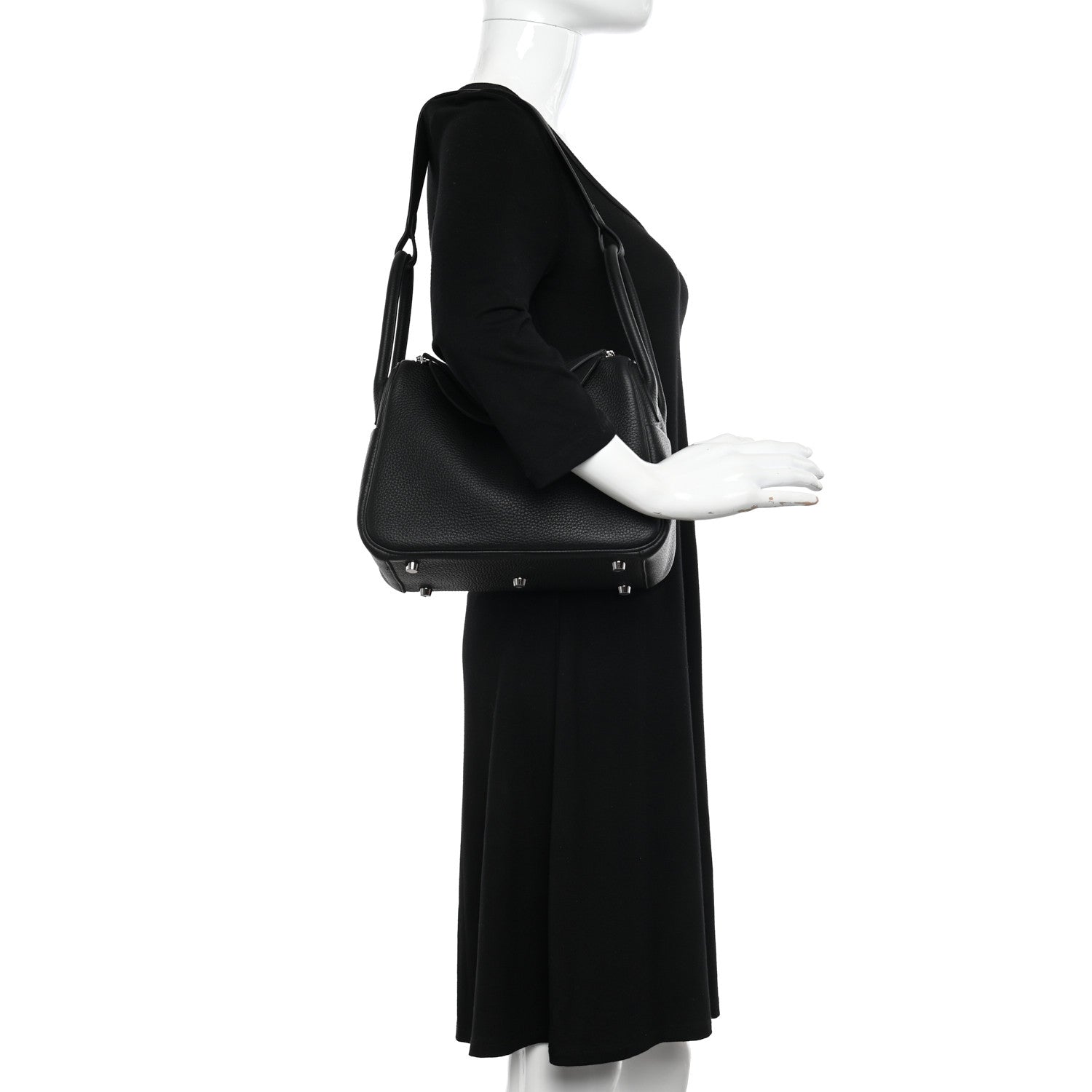 Hermes Taurillon Clemence Lindy 26 Black 2 of 11