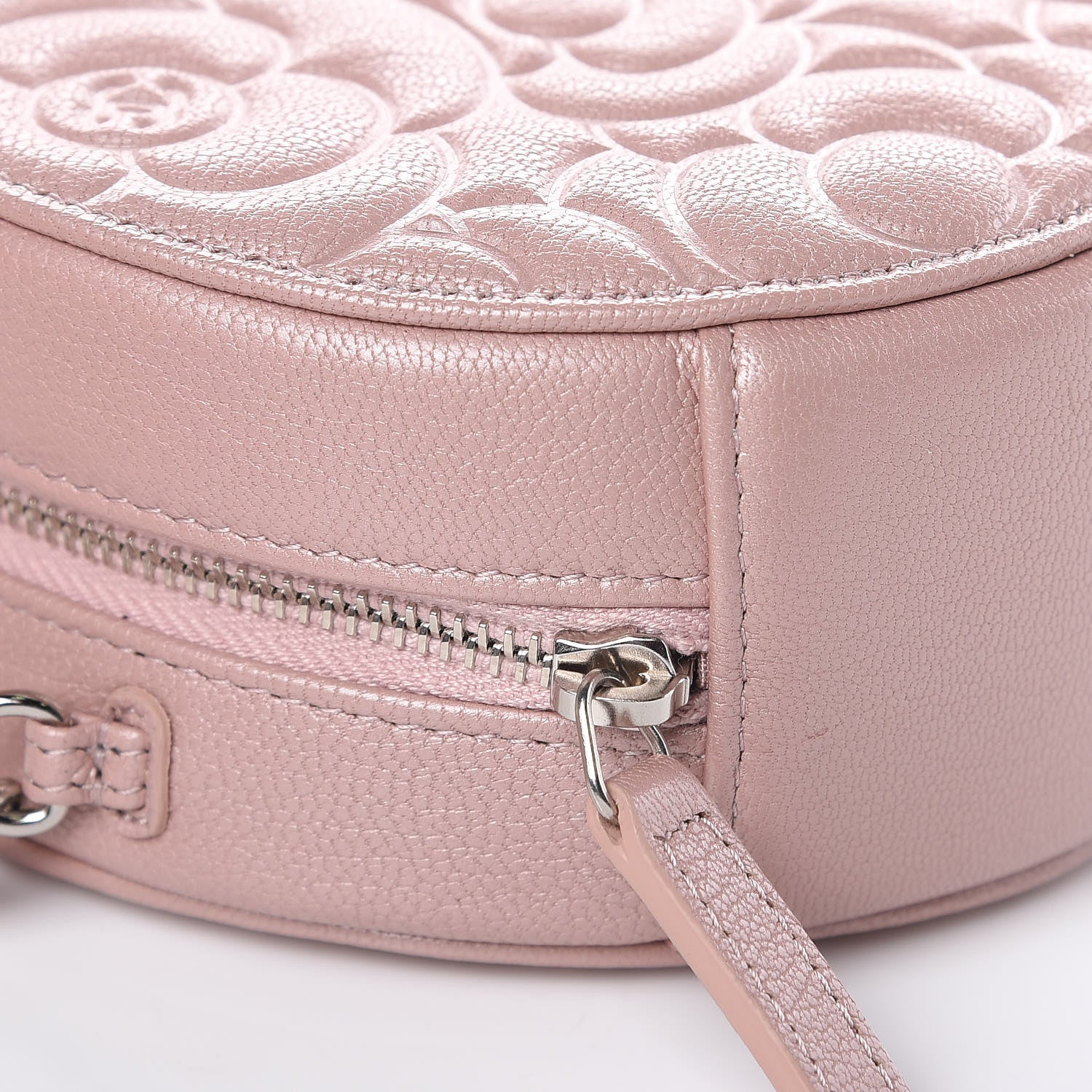 Chanel Goatskin Camellia Quilted Round Clutch With Chain Light Pink 7 of 8