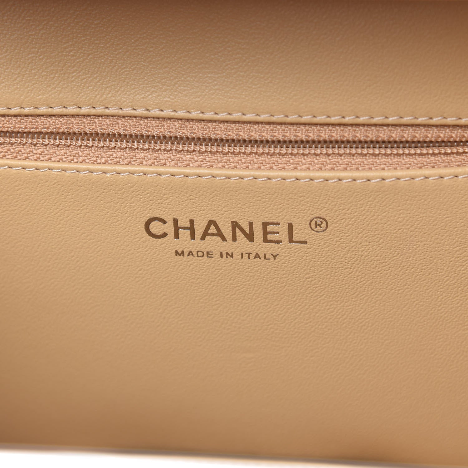 Chanel Raffia Patent Medium CC Filigree Vanity Case Black 8 of 10