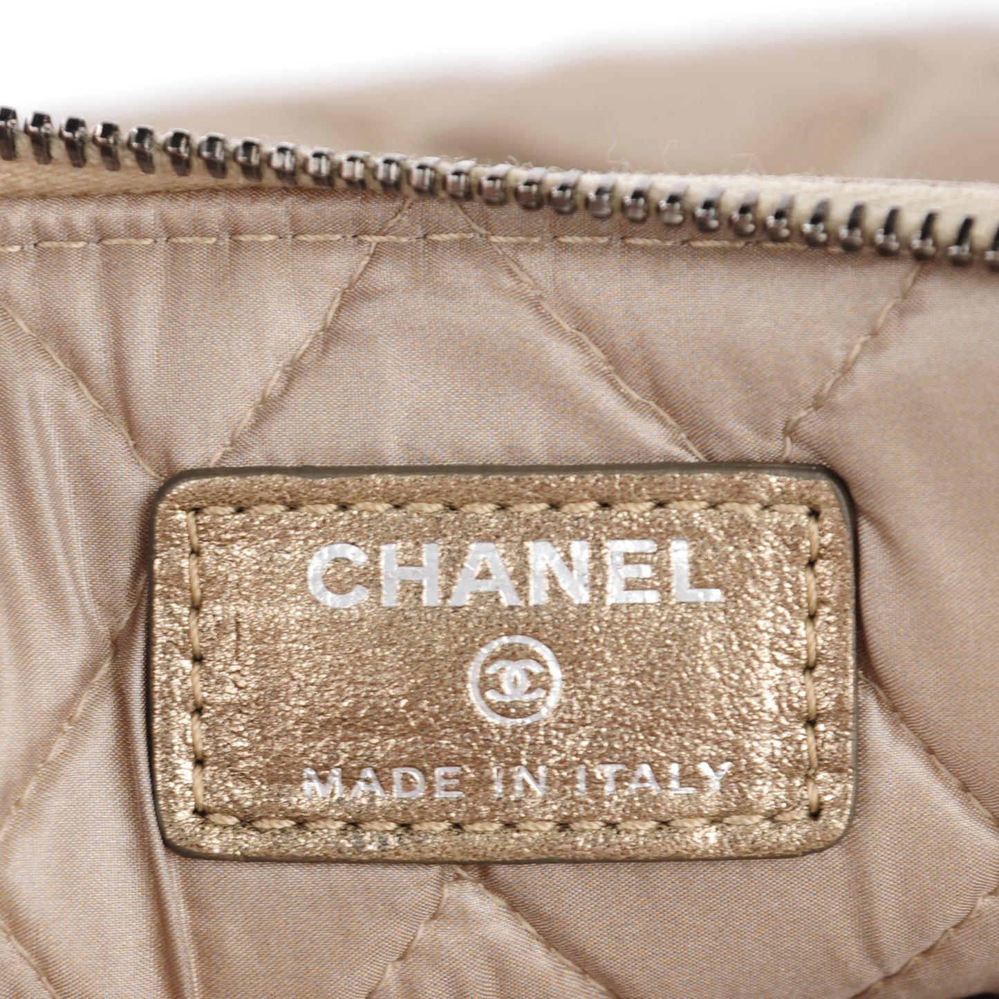 Metallic Lambskin Quilted Medium Cosmetic Case Gold