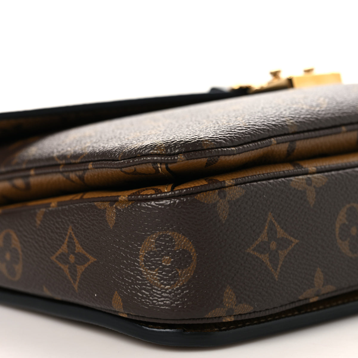 Reverse Monogram Pochette Metis