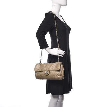 Chanel Calfskin Ultimate Stitch Flap Gold 2 of 18