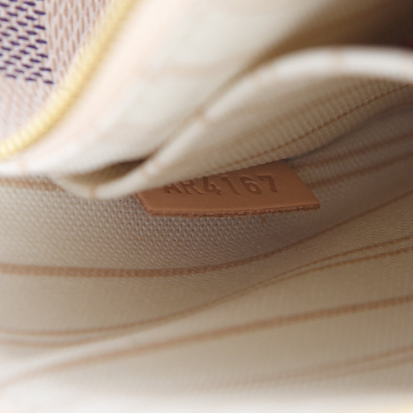 Damier Azur Neverfull PM Pochette