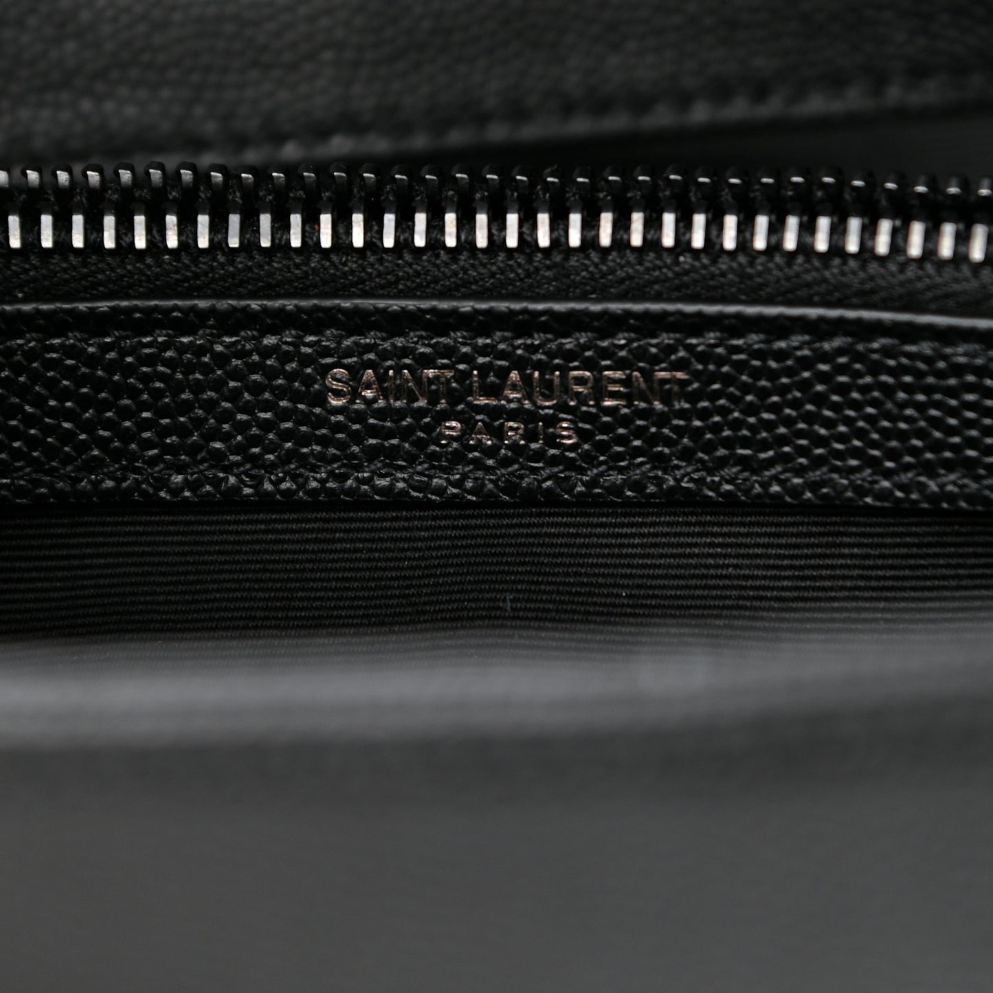 Grain De Poudre Medium West Hollywood Monogram Fold-Over Black