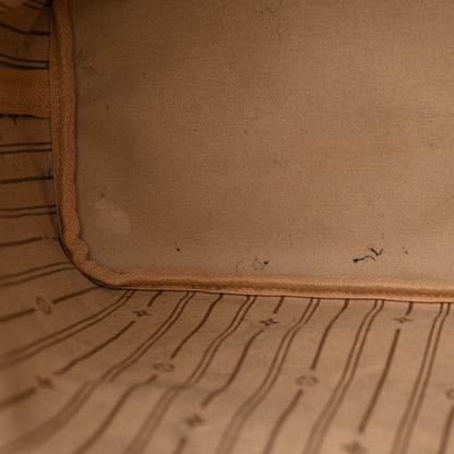 Louis Vuitton Monogram Neverfull MM 11 of 20