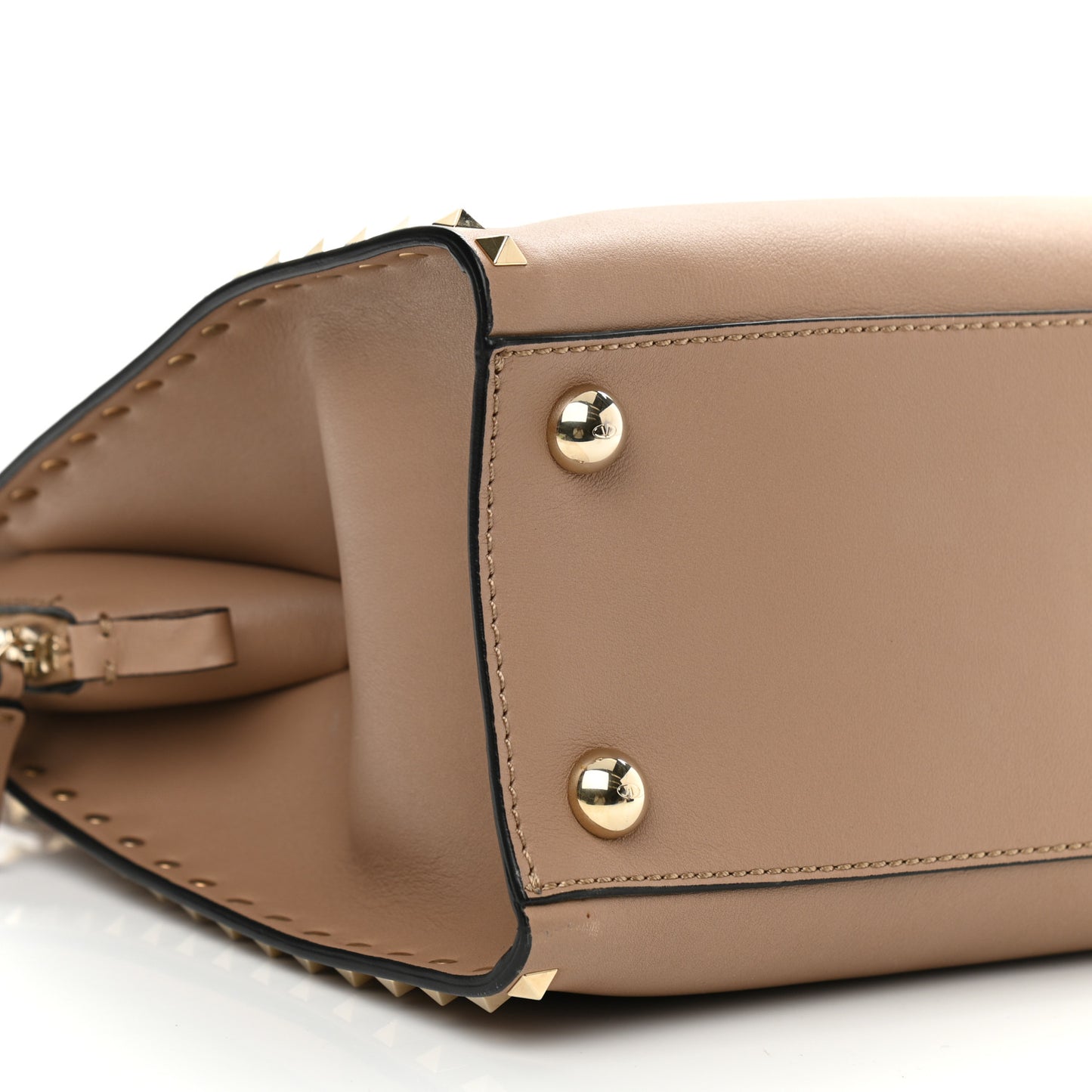 Vitello Rockstud Dome Shopper Alpaca