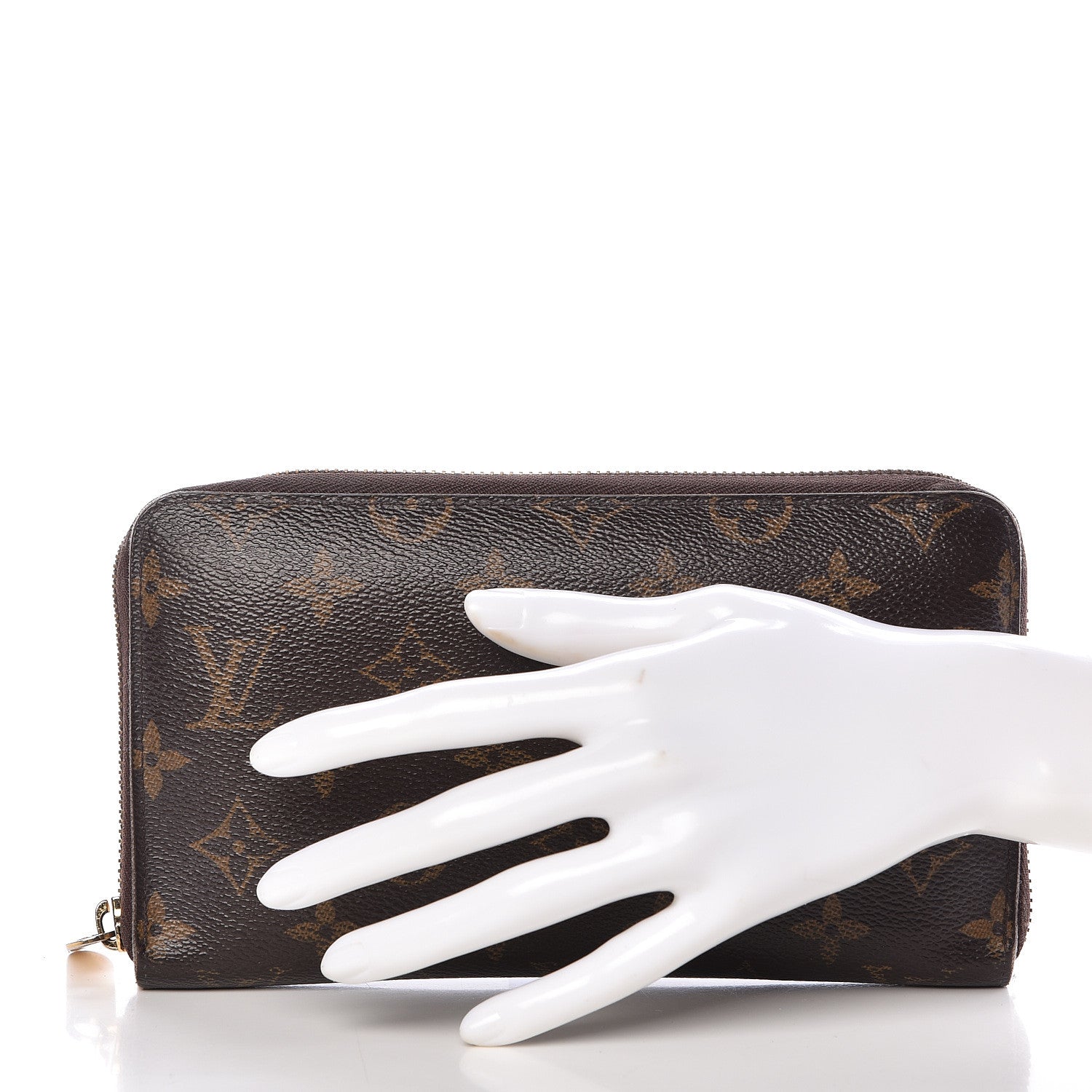 Louis Vuitton Monogram Zippy Organizer Wallet 2 of 15