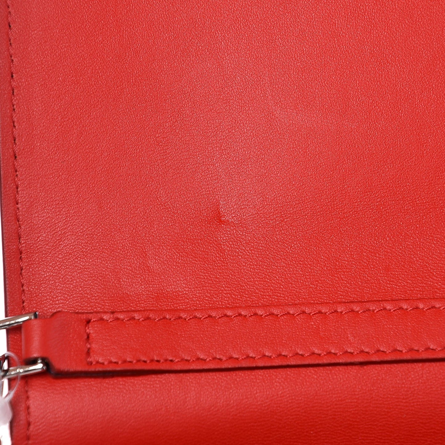 Sugar Goatskin Pandora Chain Wallet Red