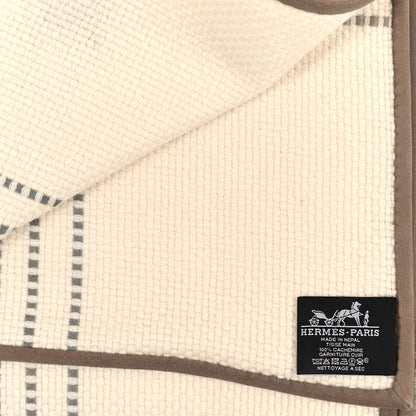 Hermes Cashmere Woven Suede Goatskin Pique-Nique Blanket 4 of 4