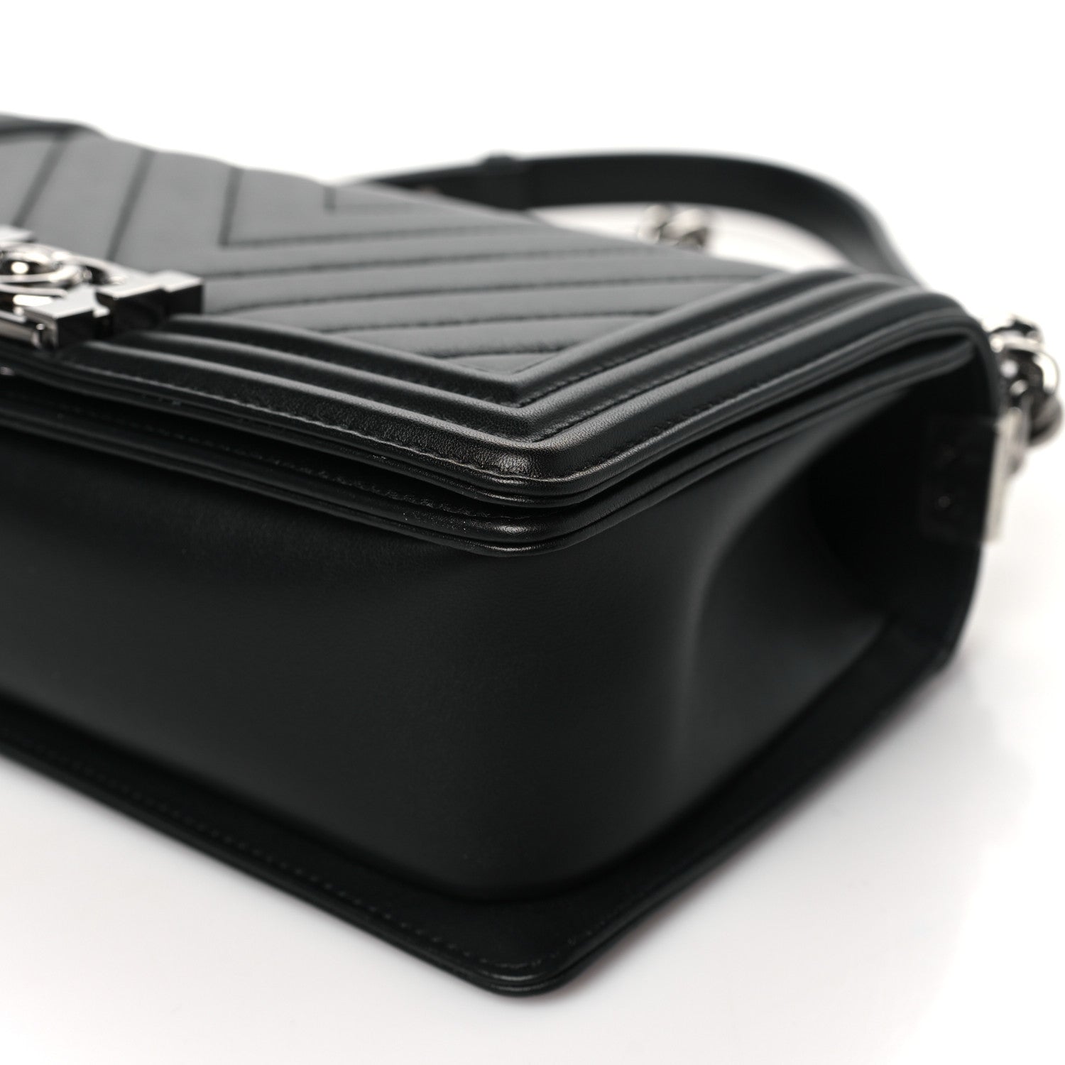 Chanel Calfskin Chevron Quilted Medium Boy Flap Black 10 of 11