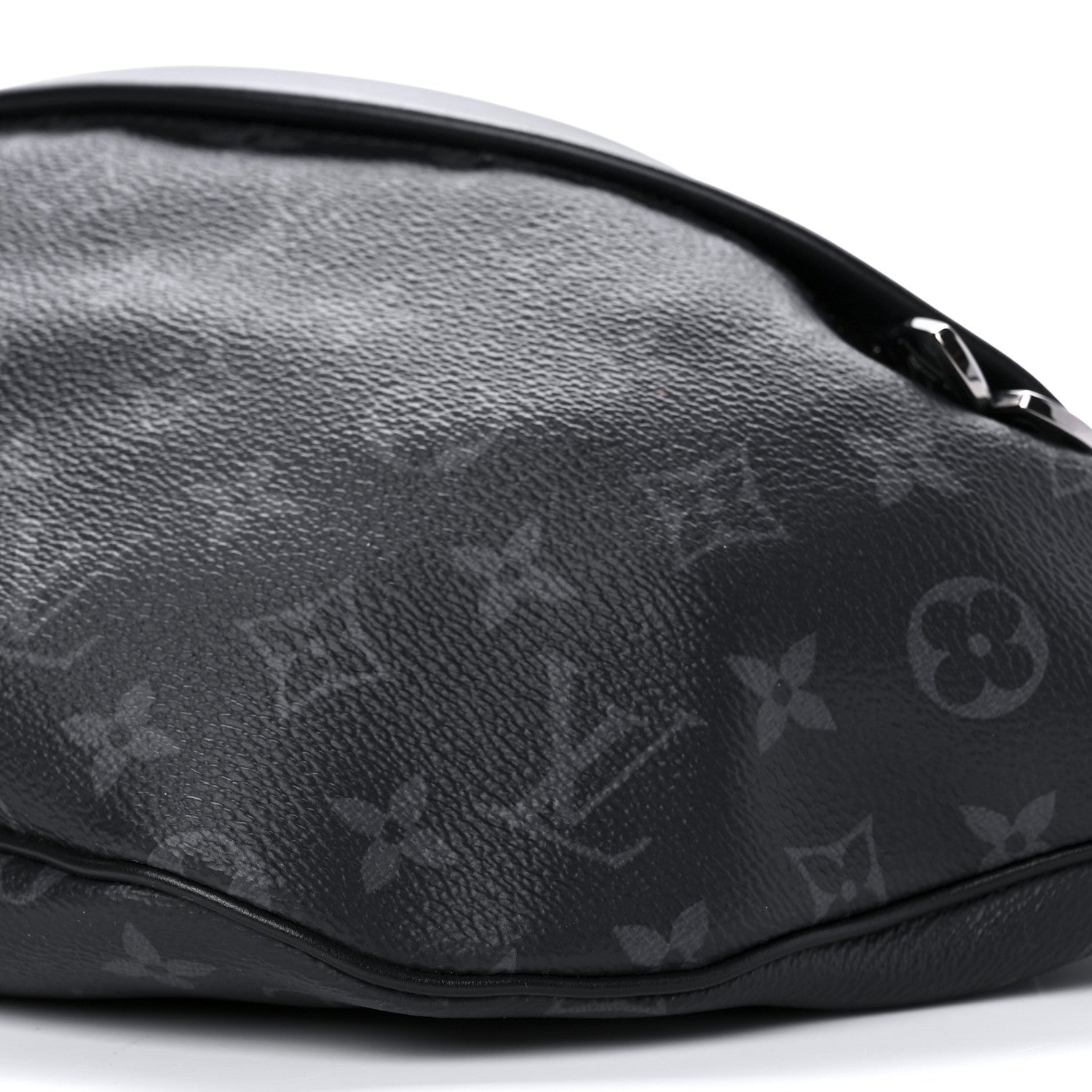 Louis Vuitton Monogram Eclipse Discovery Bumbag 10 of 10