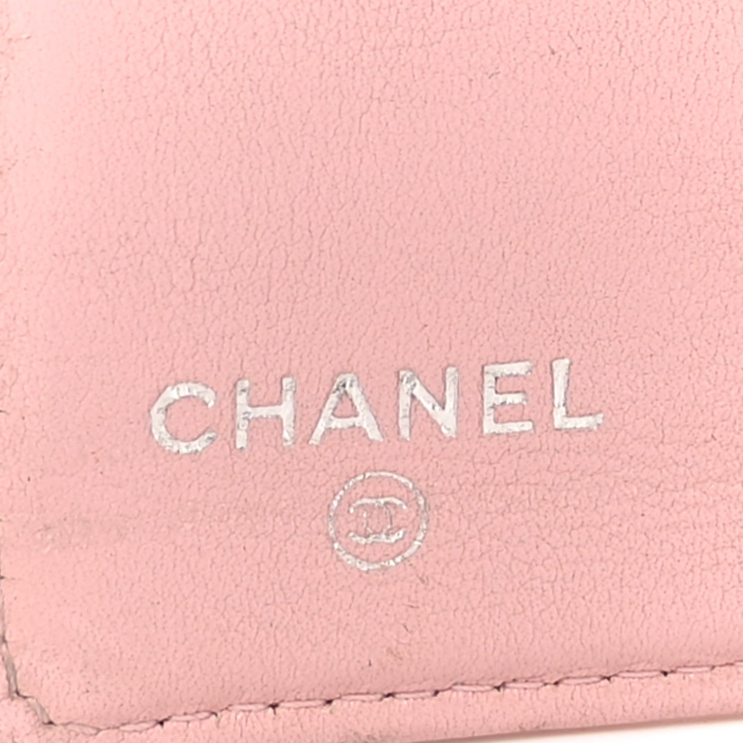 Caviar Timeless CC Yen Wallet Pink