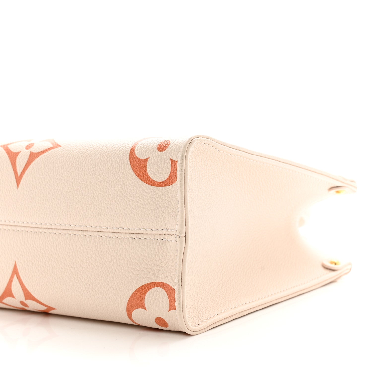 Louis Vuitton Empreinte Monogram Giant By The Pool Onthego PM Neutral Gradient 9 of 9