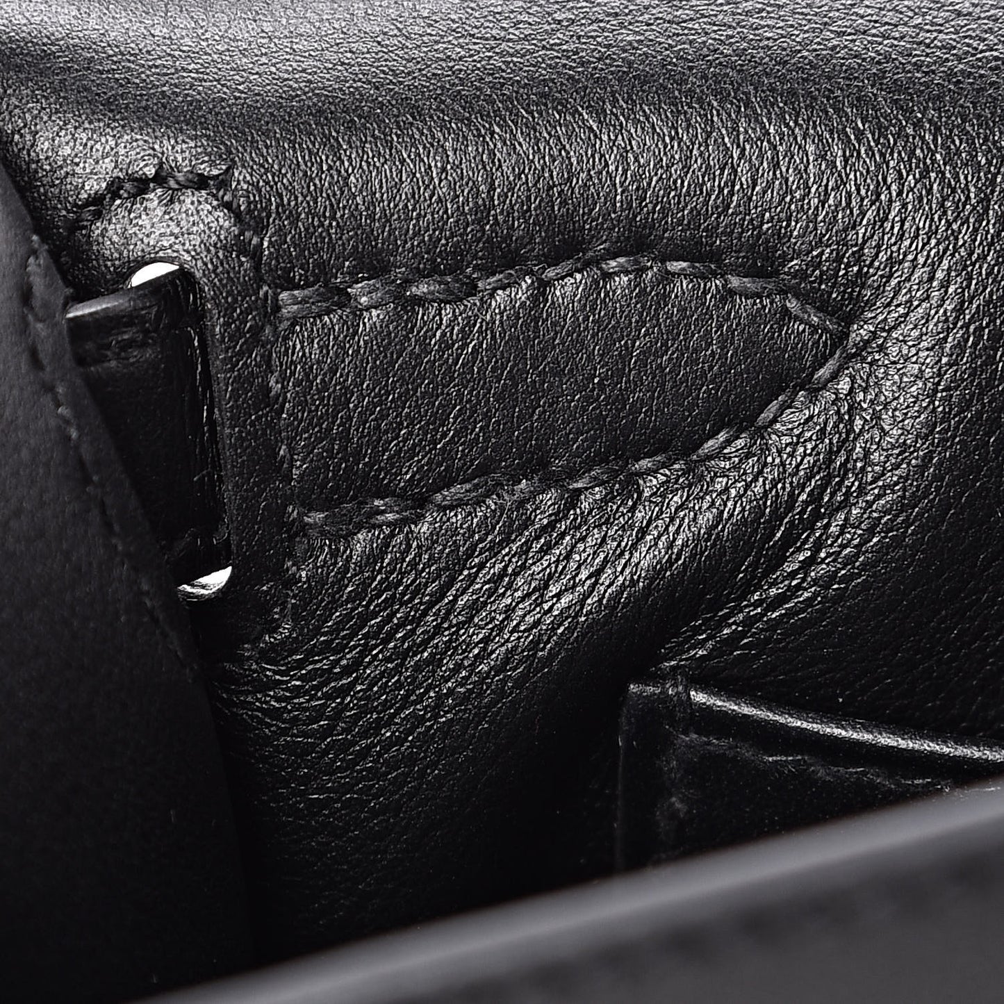 Swift Kelly Pochette Clutch Black