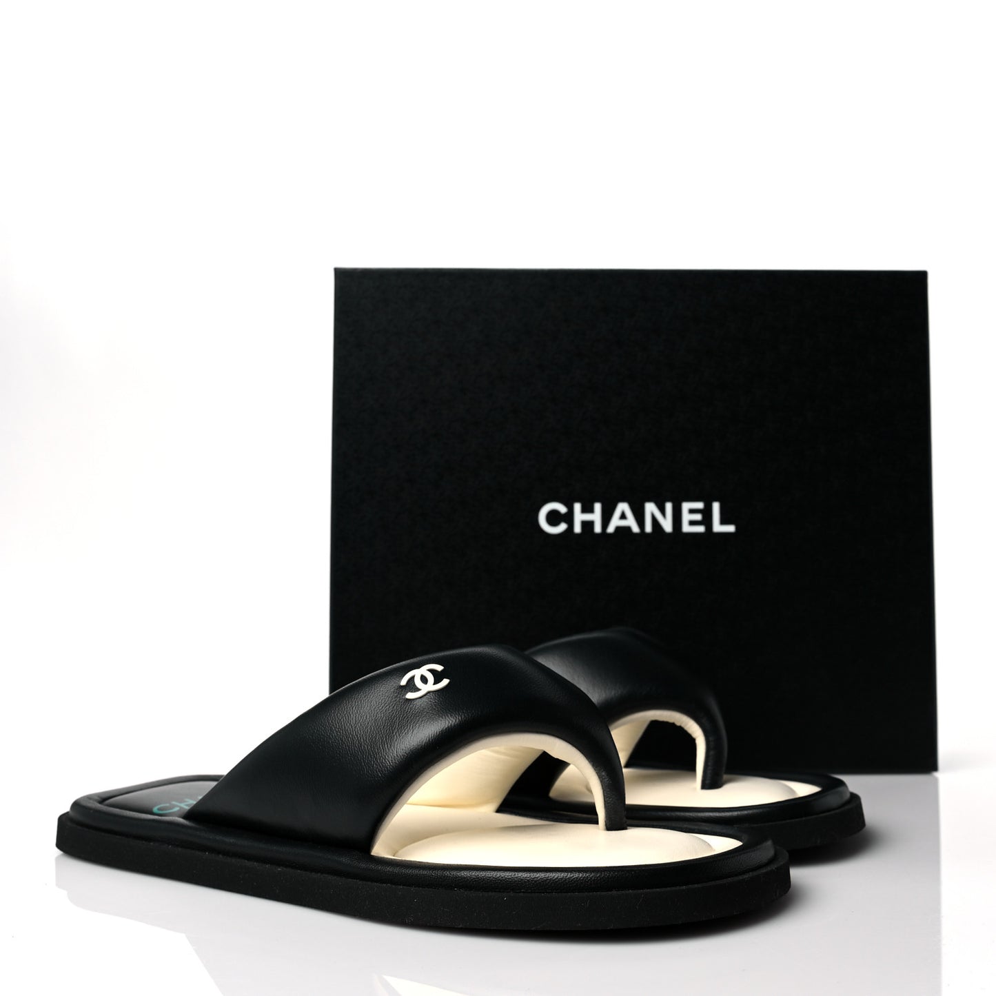 Lambskin Padded Pool Thong Sandals 40 Black