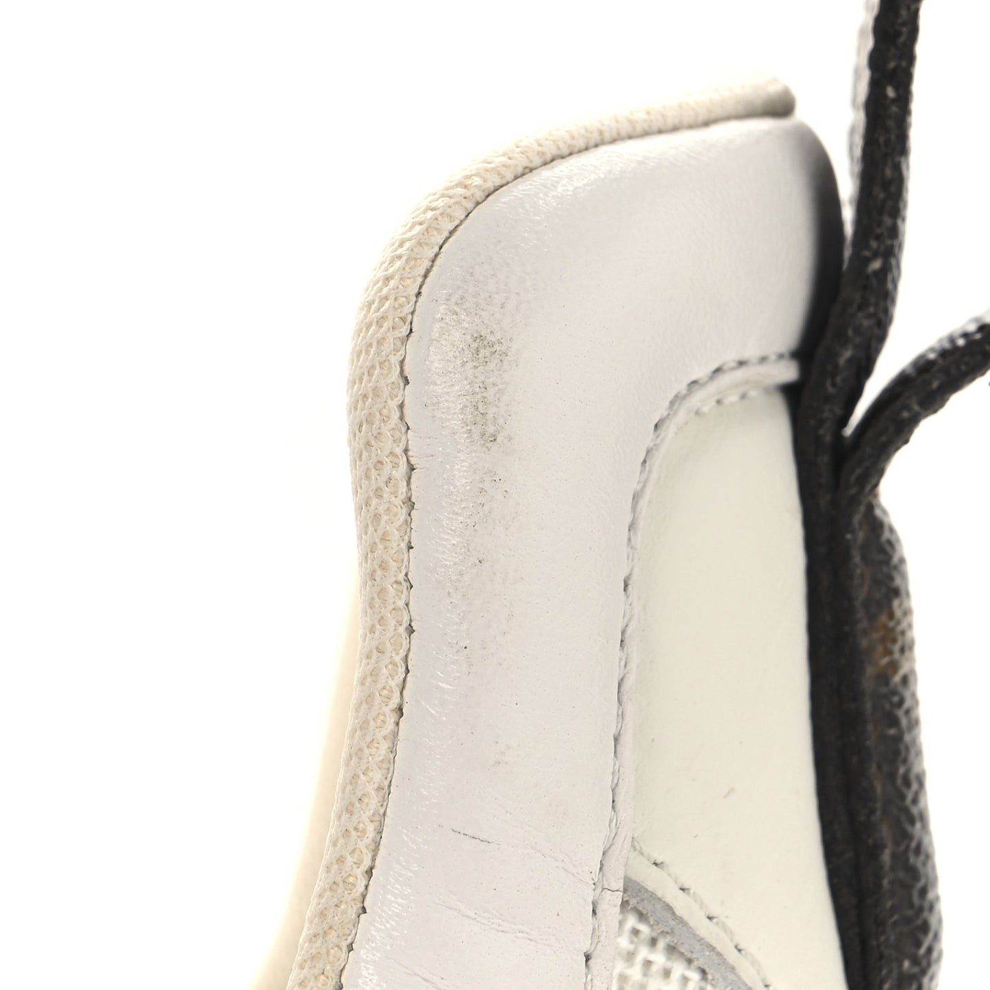 Calfskin Monogram Mens LV Archlight 2.0 Platform Sneakers 9 White