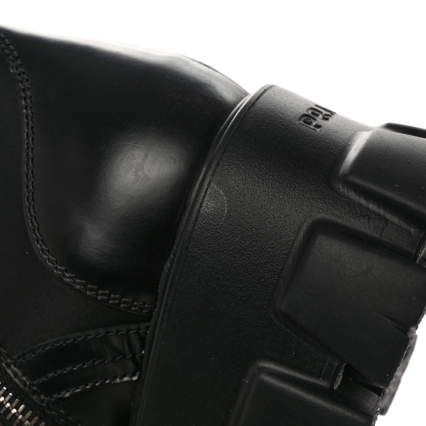 Spazzolato Rois Re-Nylon Metal Triangle Logo Monolith Pouch Pocket 55mm Tall Combat Boots 39 Black