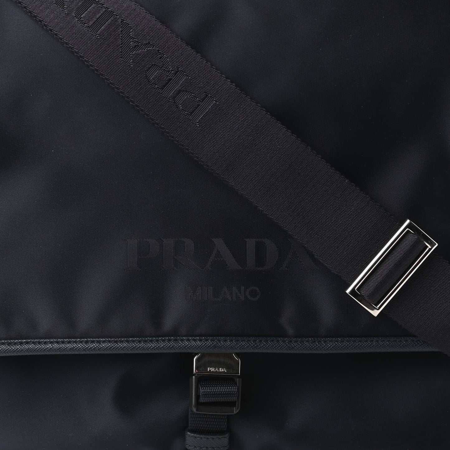 Tessuto Nylon Saffiano Logo Messenger Bag Black