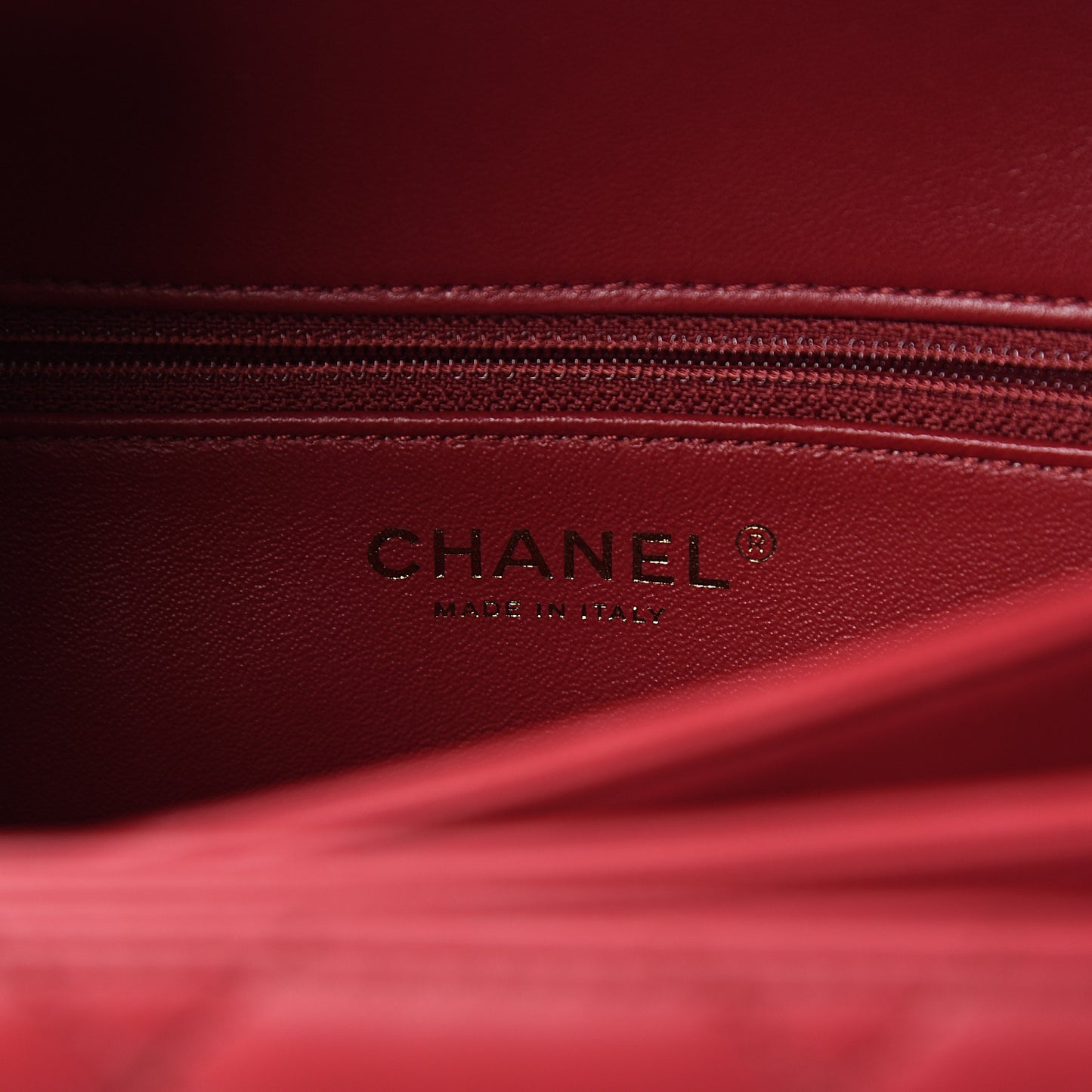 Lambskin Quilted Medium Trendy CC Flap Dual Handle Bag Red