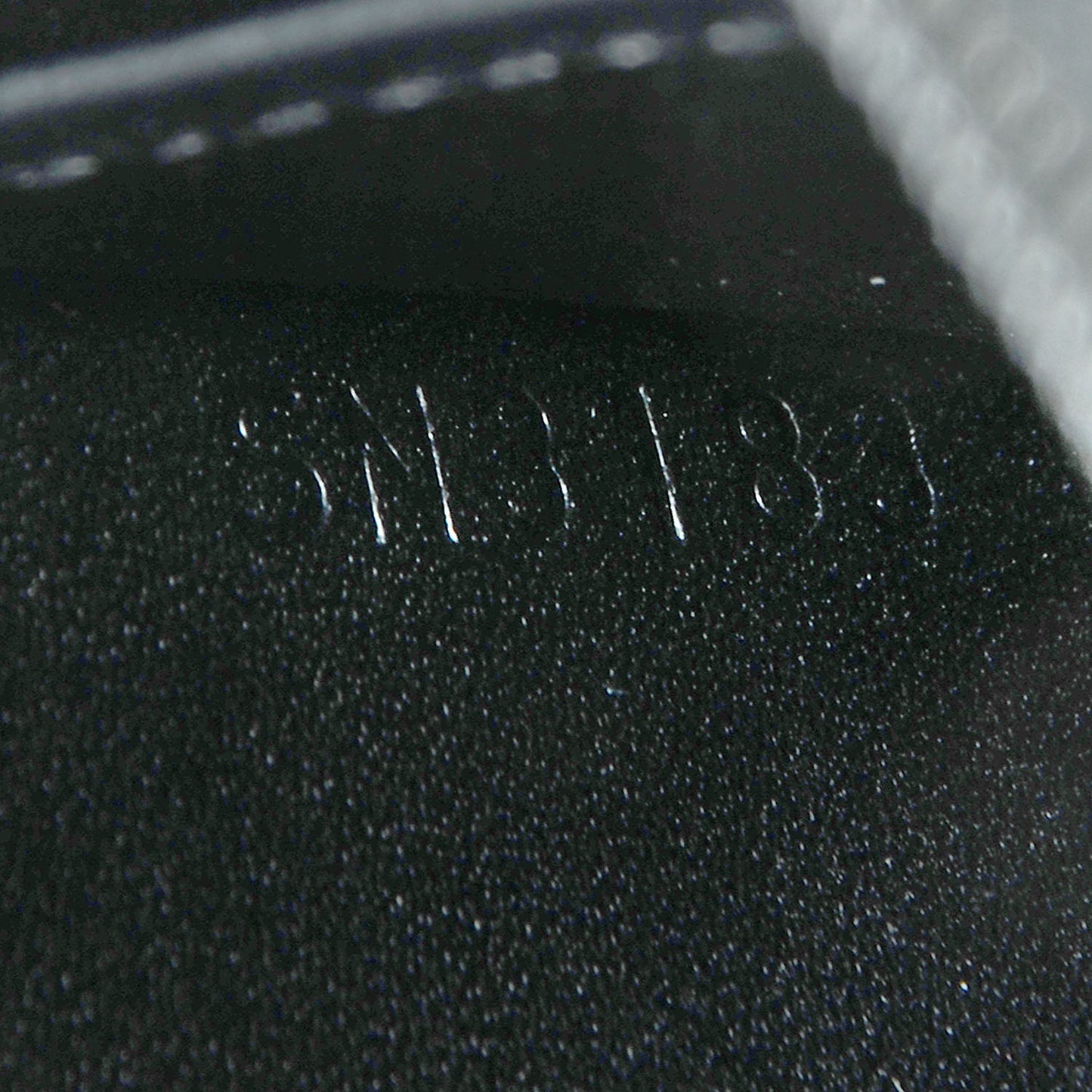 Vernis Zippy Coin Purse Wallet Noir Magnetique