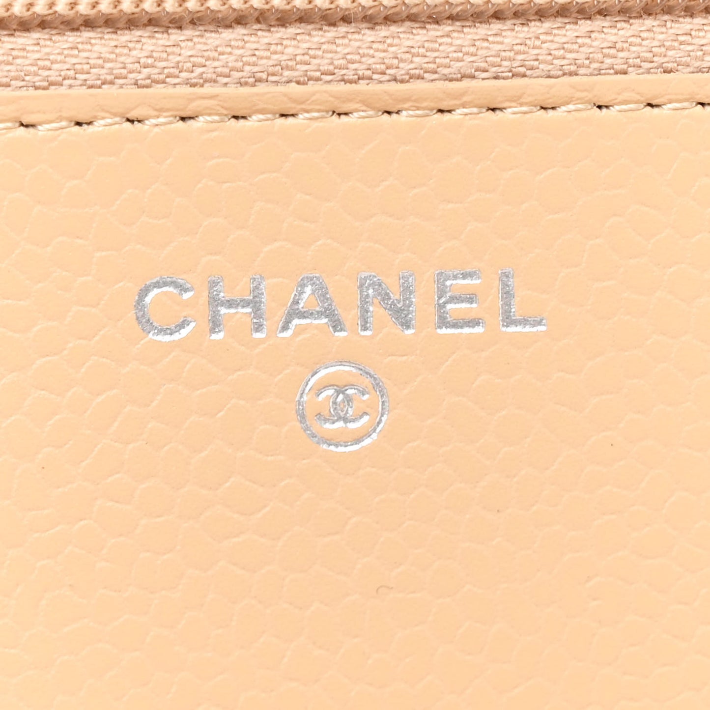 Caviar Quilted Wallet on Chain WOC Beige