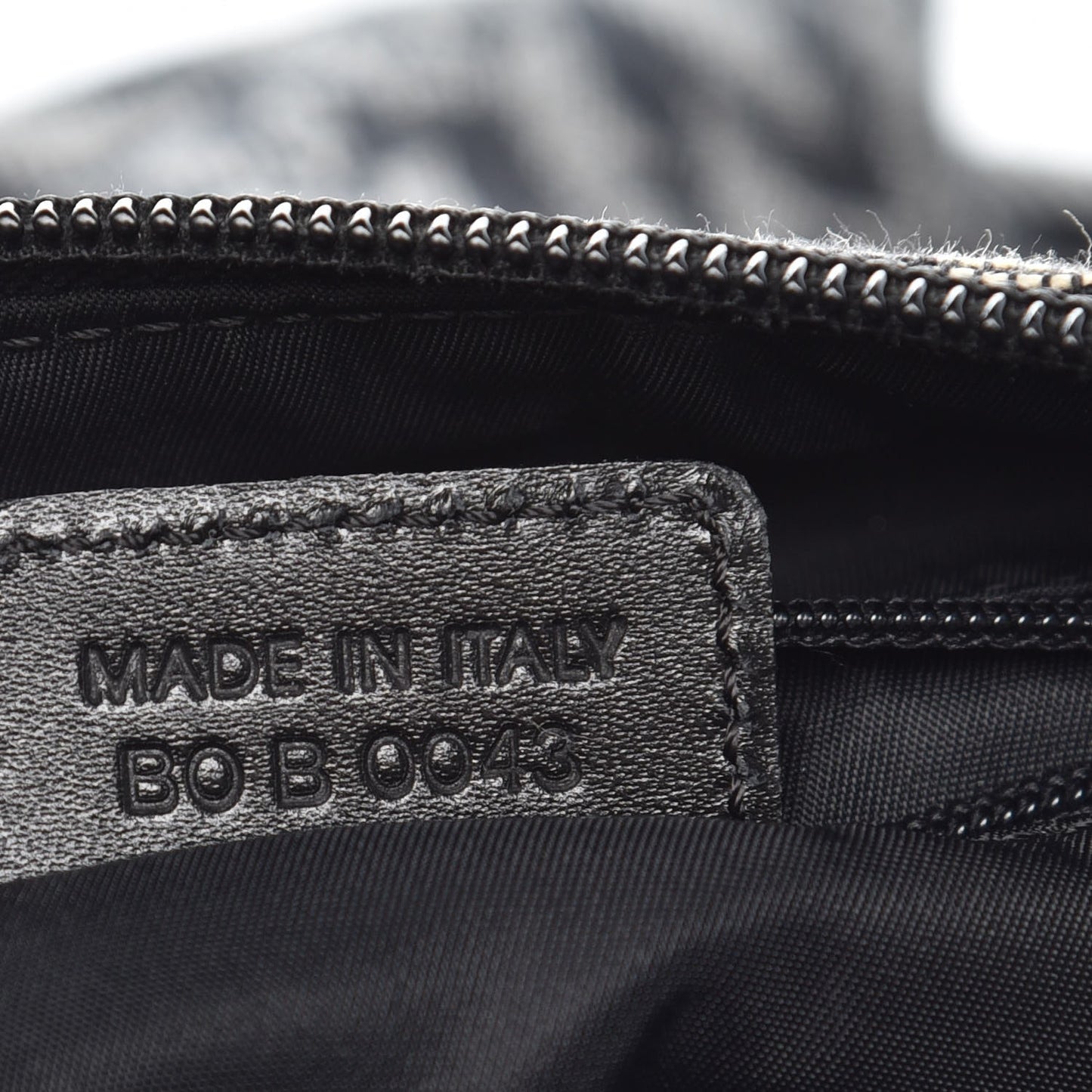 Monogram Messenger Black