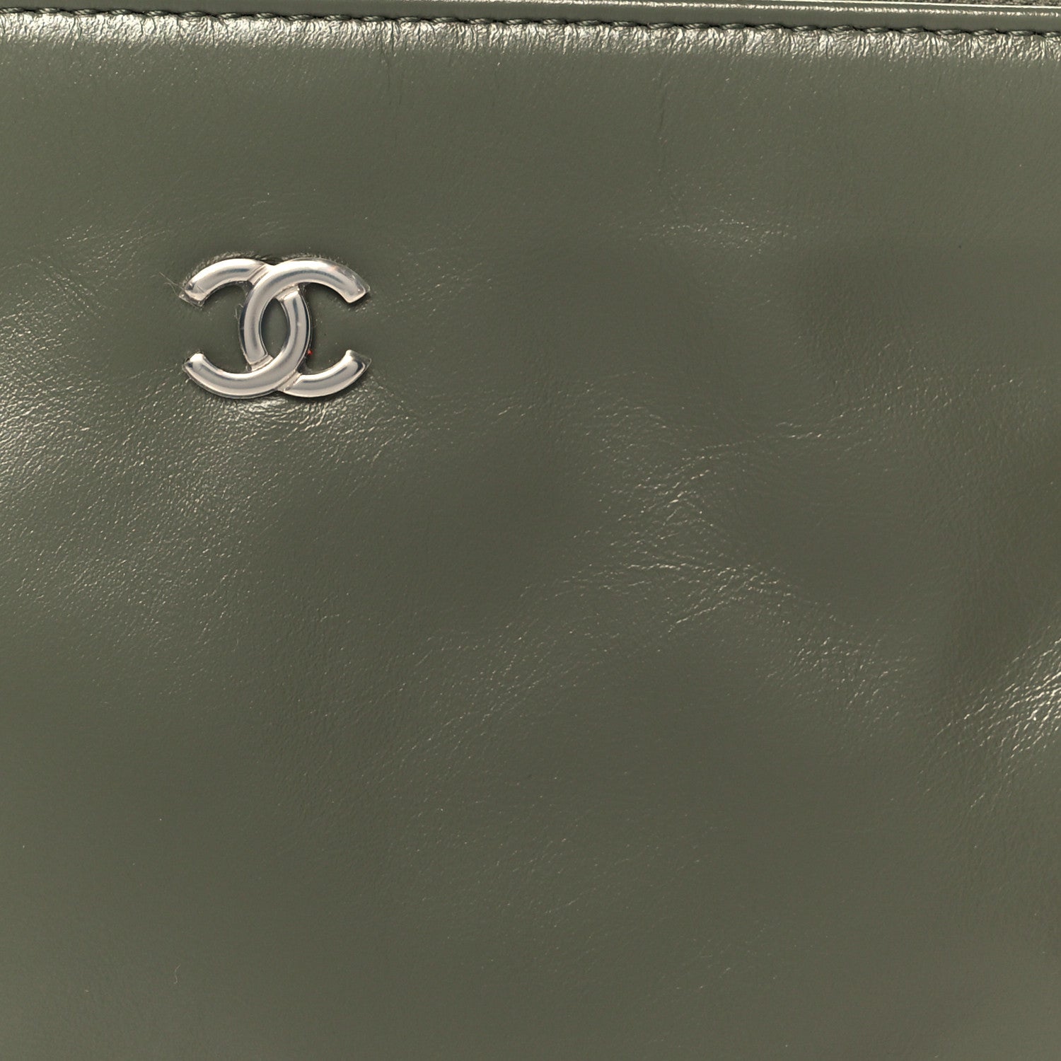 Chanel Shiny Calfskin Chanel 22 Removable Pouch Green 5 of 6