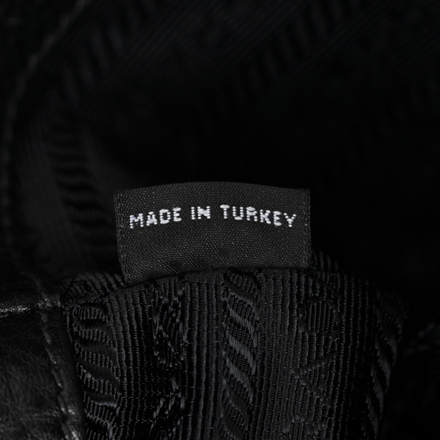 Vitello Phenix Tote Black