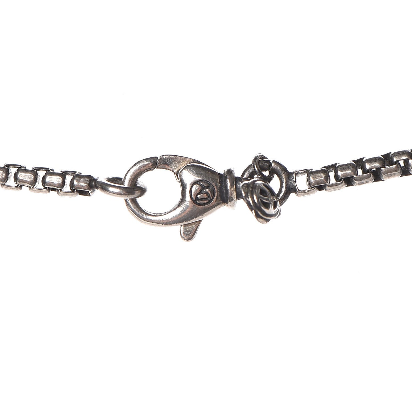 Sterling Silver Celtic Knot Amulete Pendant Necklace